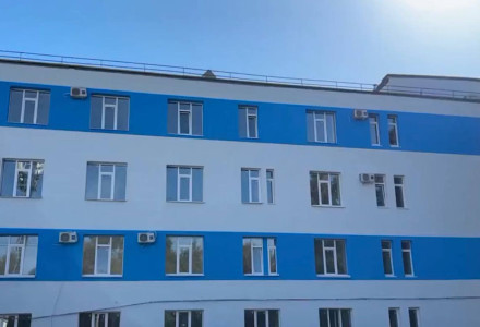 Забота о пациентах и медработниках: в Самарской больнице № 8 продолжается обновление стационара по адресу Нагорная, 88.